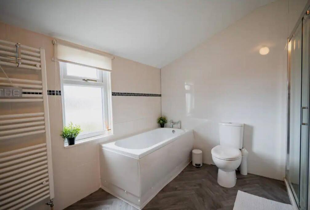 Spacious Town House Lytham St Annes Esterno foto