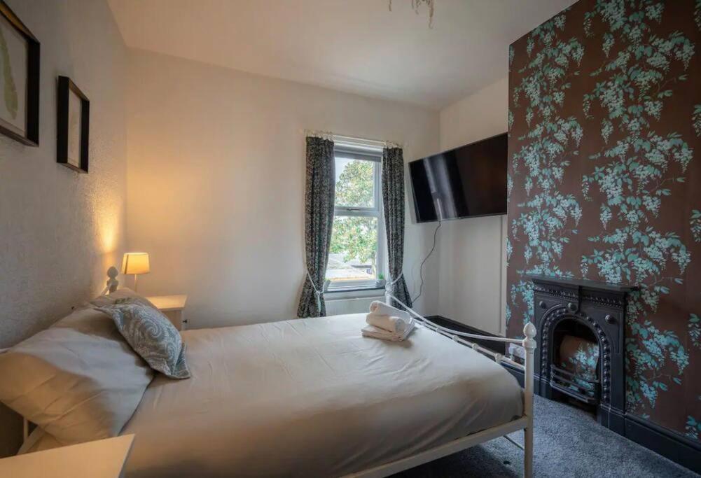 Spacious Town House Lytham St Annes Esterno foto