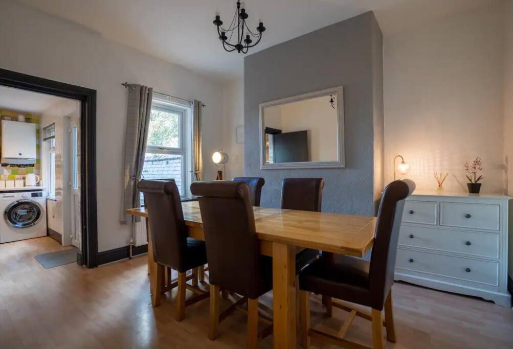 Spacious Town House Lytham St Annes Esterno foto
